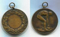 Medal wydany z okazji otwarcia boiska Kolejowego Klubu Sportowego w Katowicach, 1925