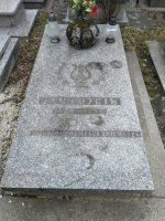 Grób Jana Fojcika na cmentarzu parafii mariackiej przy ul. Francuskiej w Katowicach