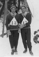 Mieczysław Kozdruń (z prawej) i Mieczysłąw Głodkiewicz na akademickich zawodach w sportach zimowych, Wisła, l. 30. XX w.